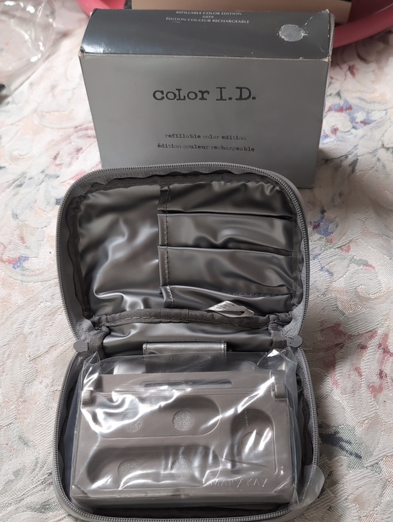 Mary Kay Other - Color ID Makeup Case